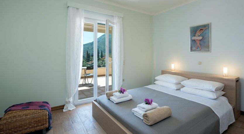 Photo of Kastellanoi Oasis