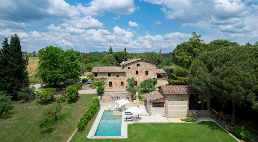 Photo of Land of Beauty