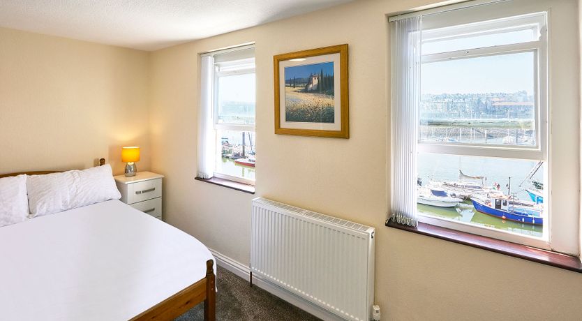 Photo of Whitby Waterside