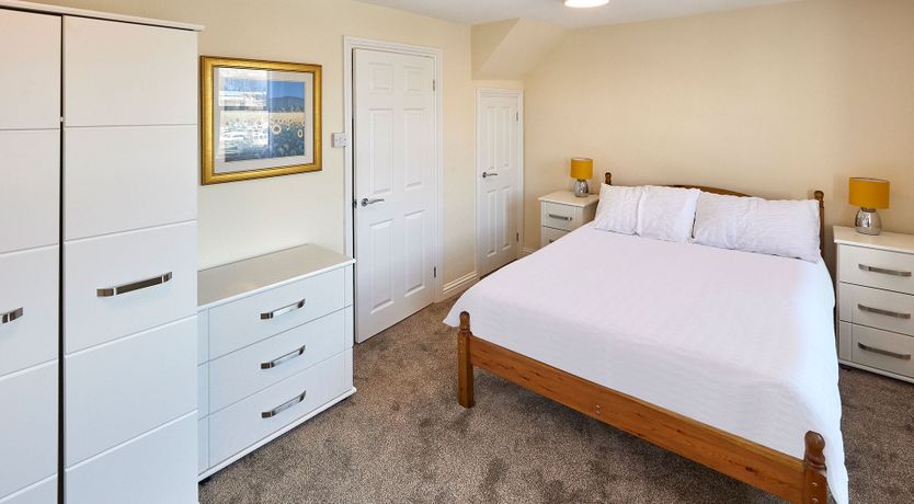 Photo of Whitby Waterside