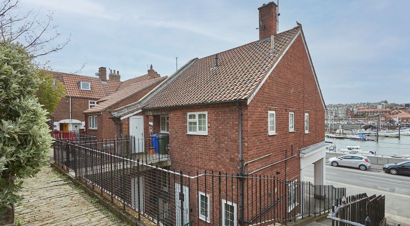 Photo of Whitby Waterside