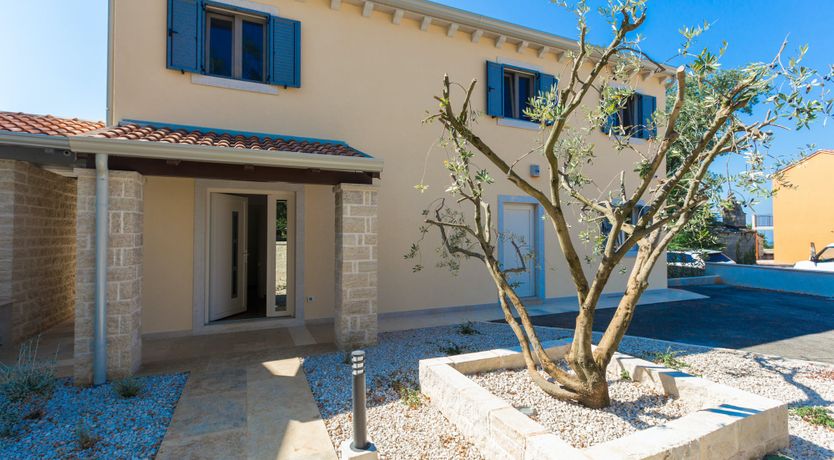 Photo of Cliffside Hideaway