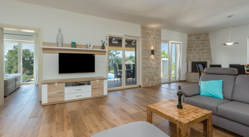 Photo of Cliffside Hideaway