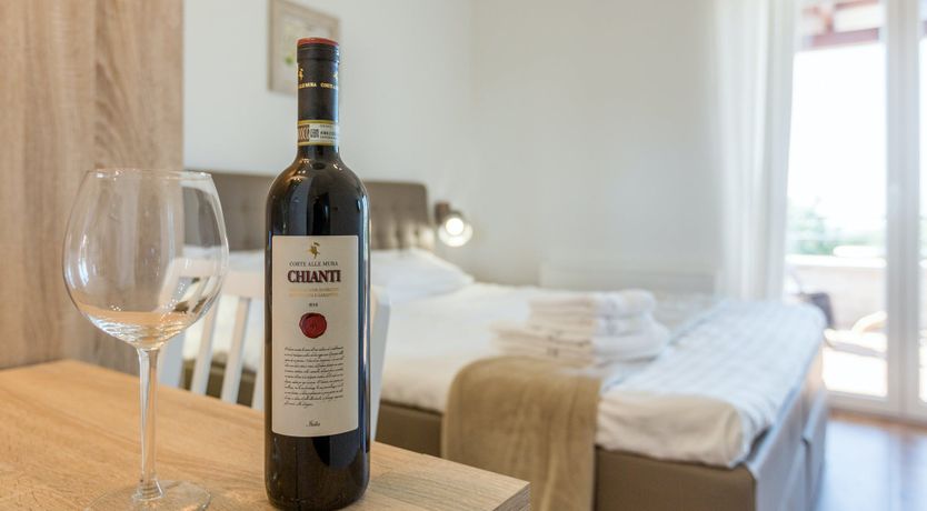 Photo of Cliffside Hideaway