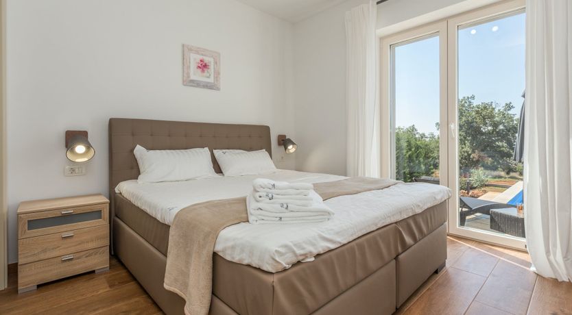 Photo of Cliffside Hideaway