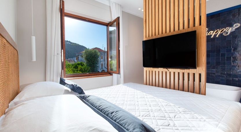 Photo of Sunset Sorrento