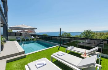 The Garden on the Coast Holiday Home