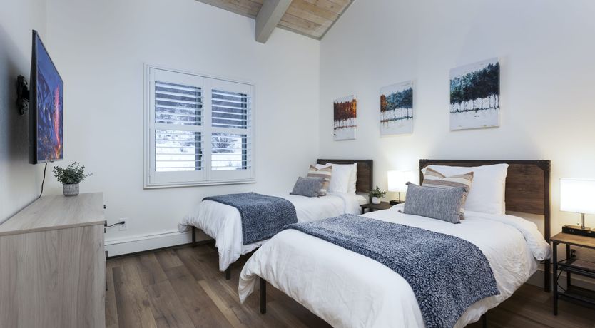 Photo of Alpine Vista