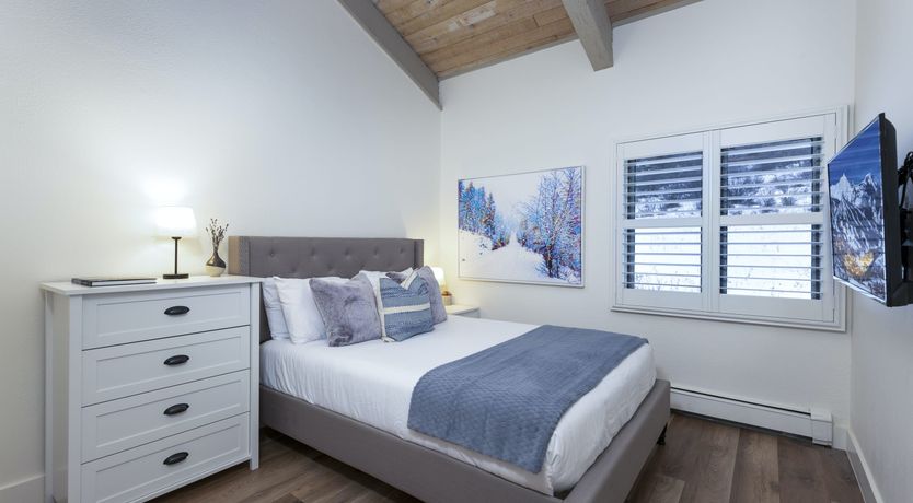 Photo of Alpine Vista