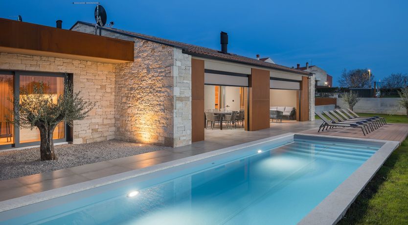 Photo of Bale Breeze