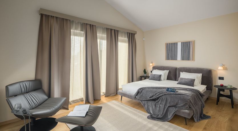 Photo of Bale Breeze