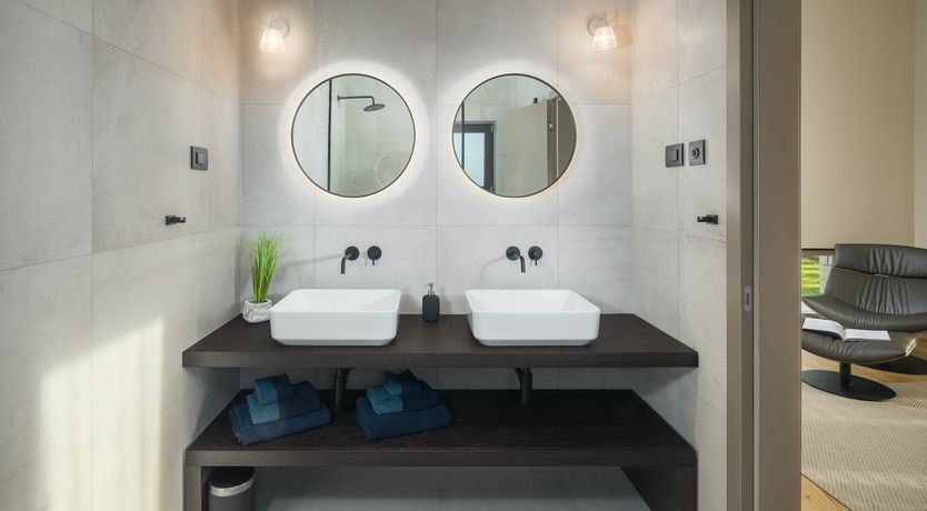 Photo of Bale Breeze