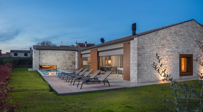 Photo of Bale Breeze