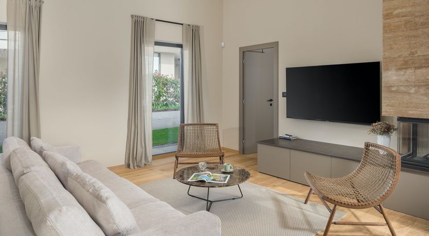 Photo of Bale Breeze