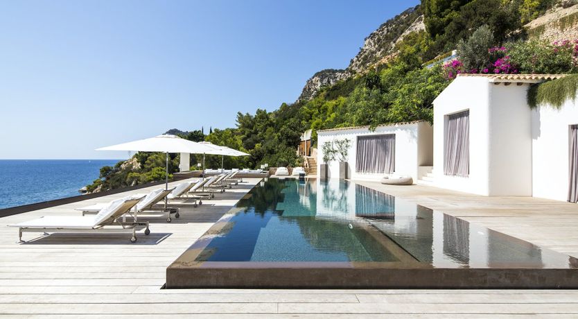 Photo of Cliffside Bliss