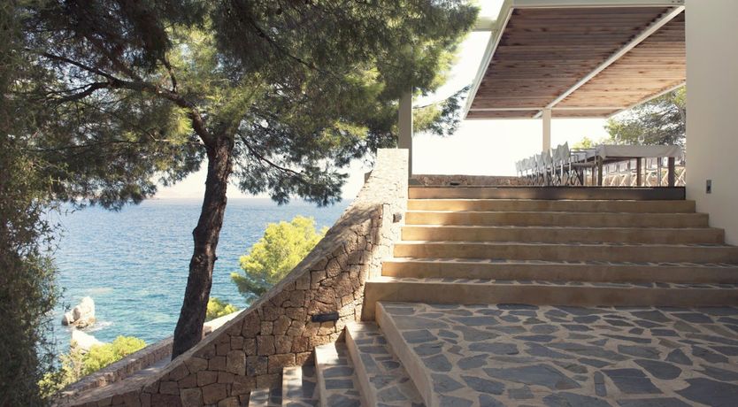 Photo of Cliffside Bliss