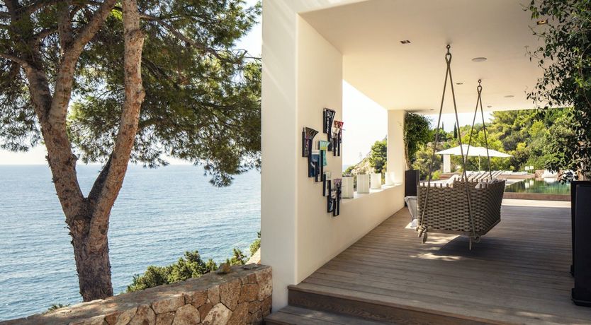 Photo of Cliffside Bliss