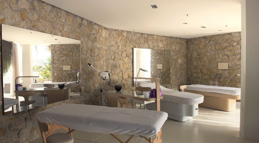 Photo of Cliffside Bliss