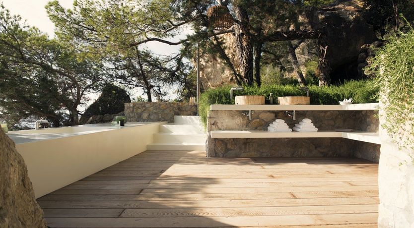 Photo of Cliffside Bliss