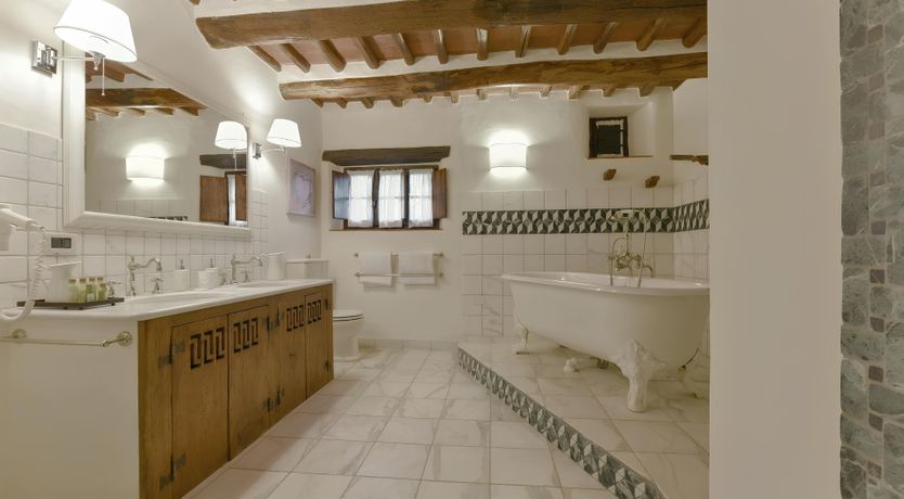 Photo of The Chianti Essence