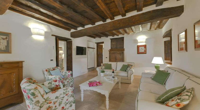 Photo of The Chianti Essence