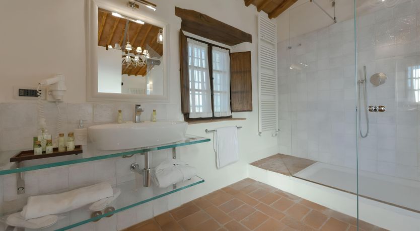 Photo of The Chianti Essence