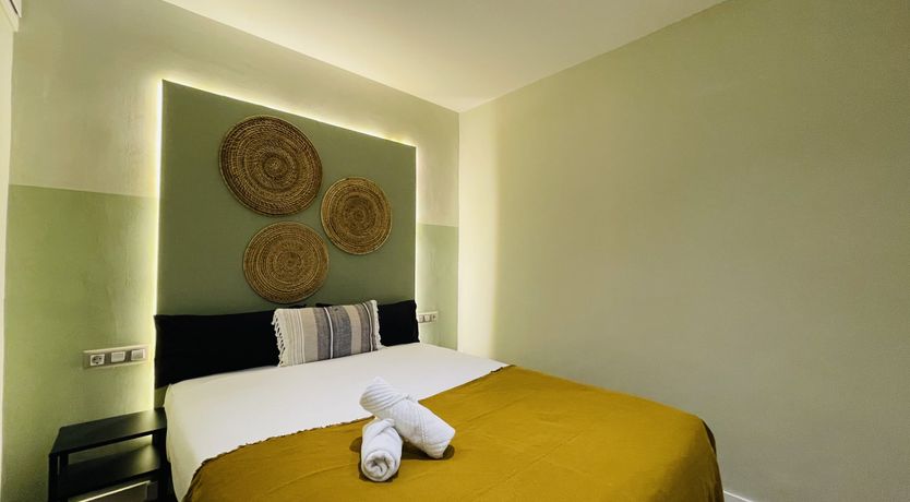 Photo of Catalunya Chic