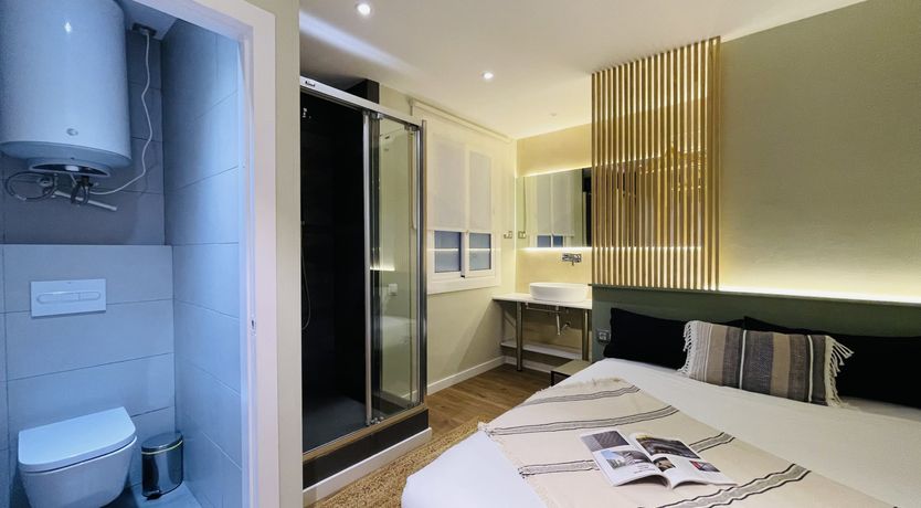 Photo of Catalunya Chic