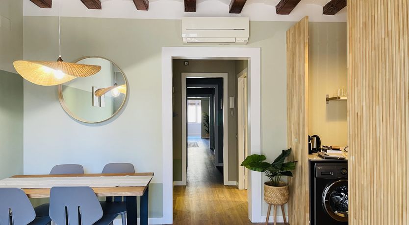 Photo of Catalunya Chic