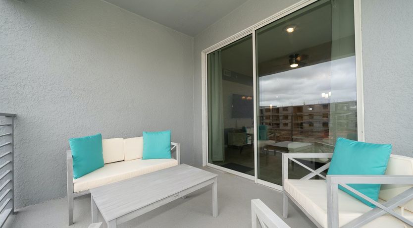 Photo of The Sun & White