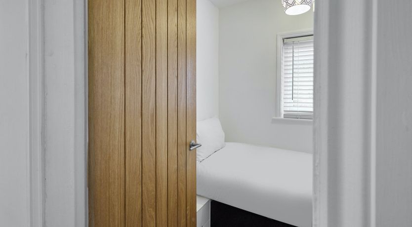 Photo of Whitby Wonder