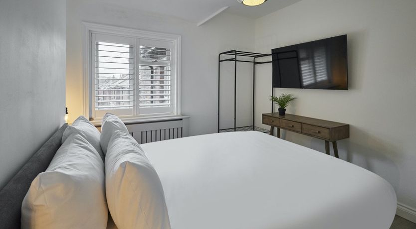 Photo of Whitby Wonder