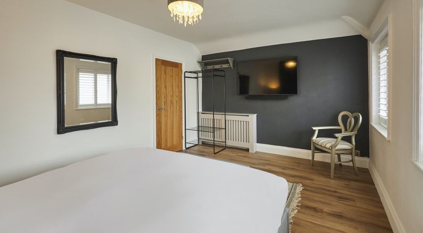 Photo of Whitby Wonder