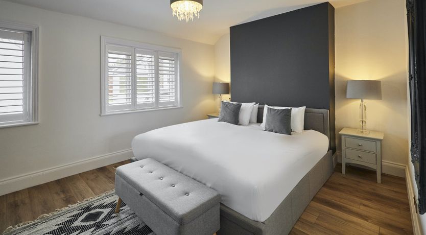 Photo of Whitby Wonder