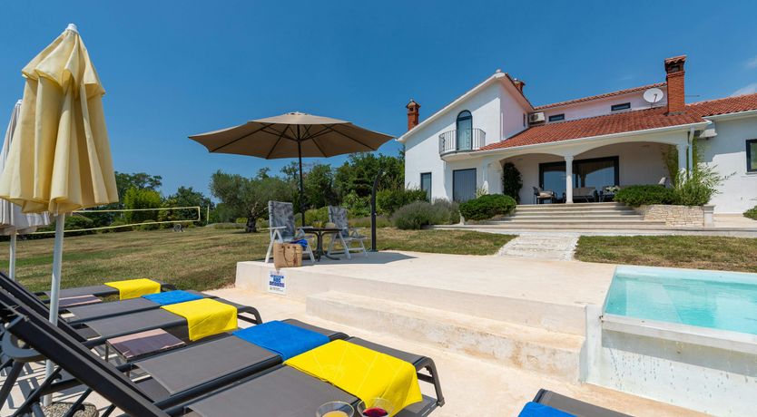 Photo of Afternoon Dreaming