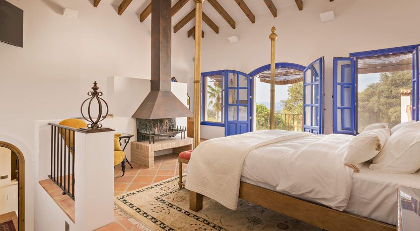 Photo of Spanish Romance