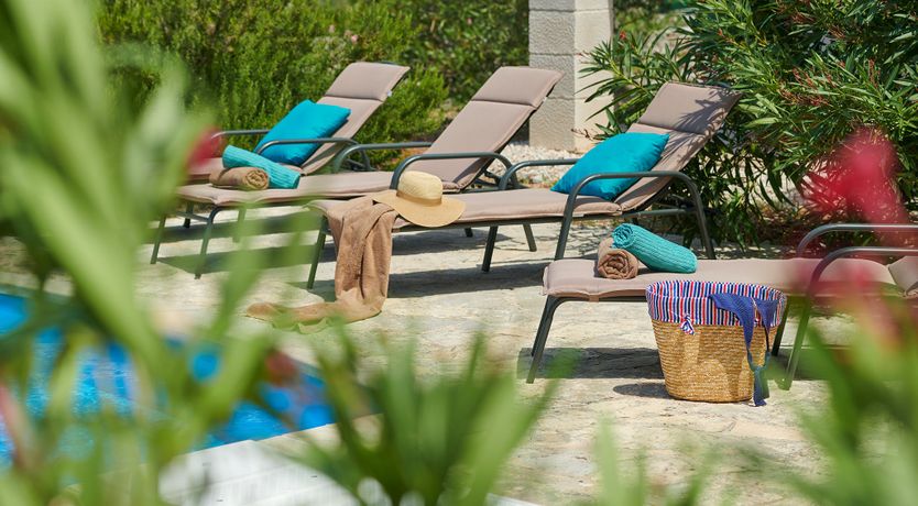 Photo of Romantic Verde