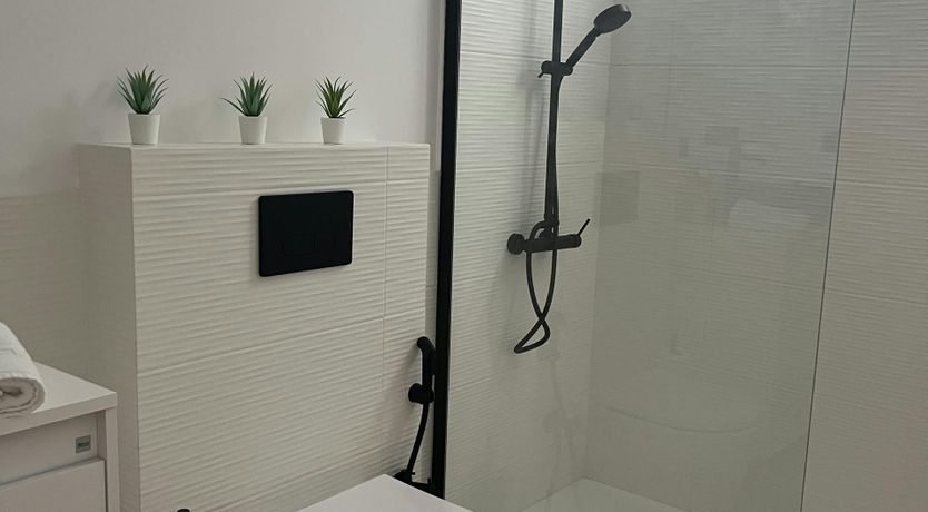 Photo of Sea Breeze Hideaway