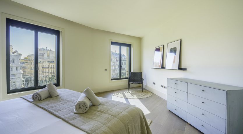 Photo of Milà Mirage