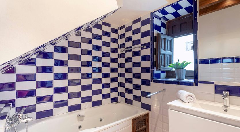 Photo of Albaicín Grandeur