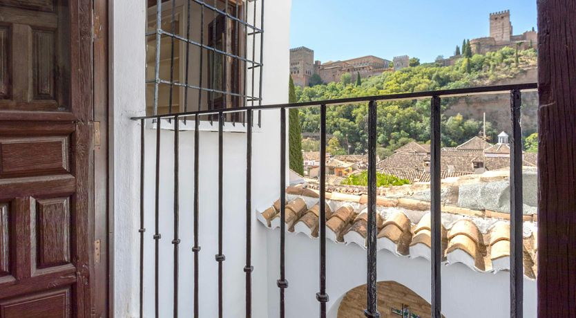 Photo of Albaicín Grandeur