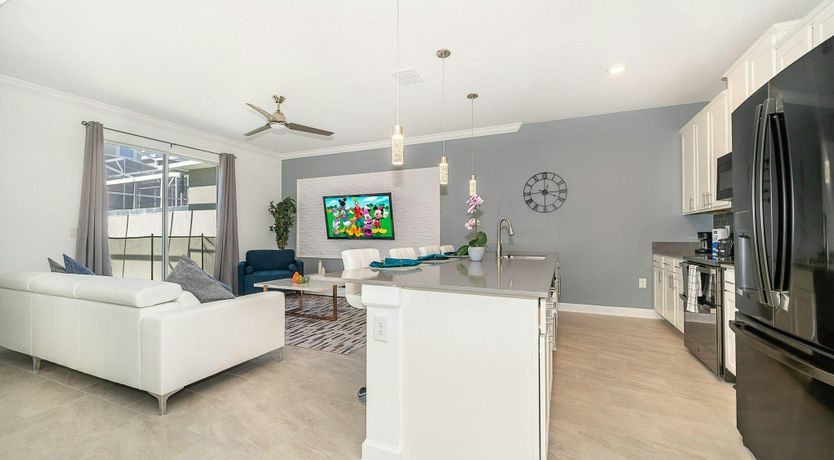 Photo of Stay Late, It's Time for Dinner