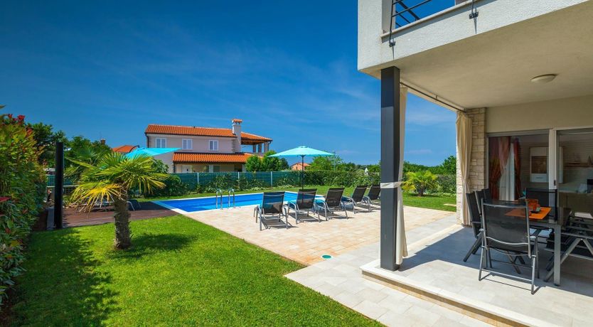 Photo of Sunflowers on the Shore