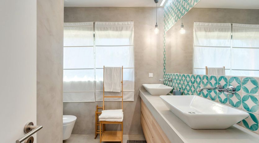 Photo of Lightness of Living