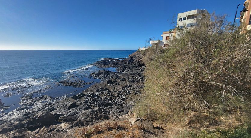 Photo of The Green Mirror