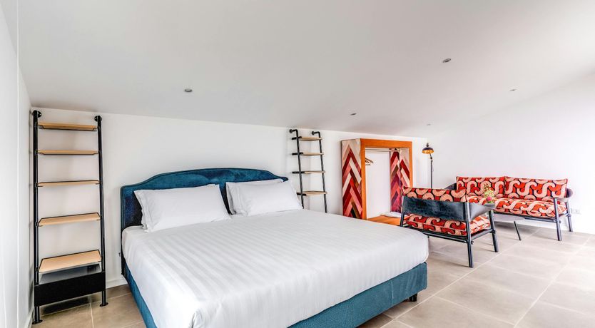 Photo of Infinite Light