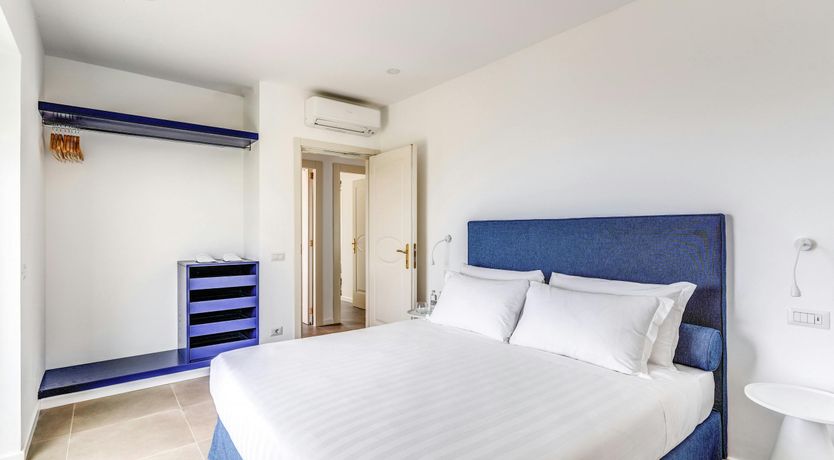 Photo of Infinite Light