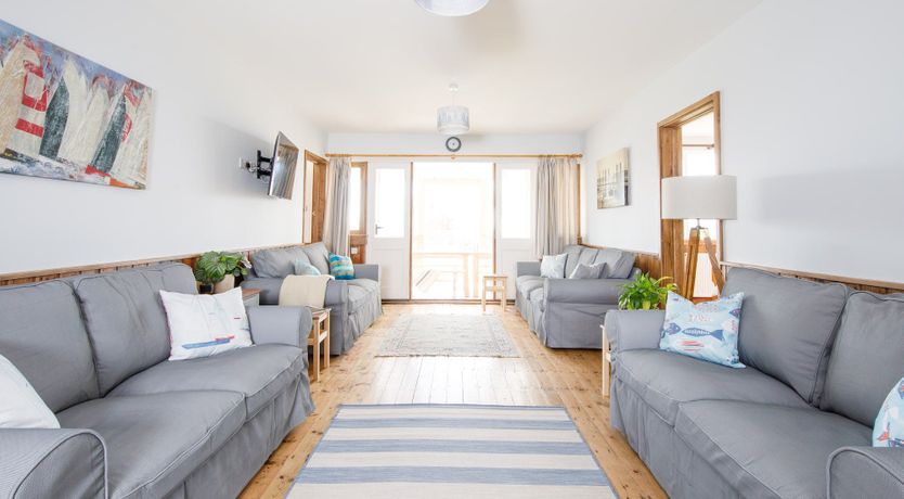 Photo of Pebbles & Wood