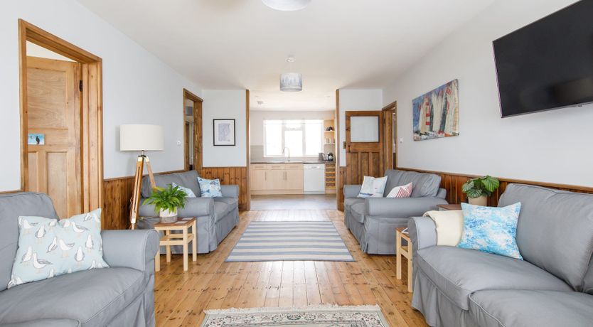 Photo of Pebbles & Wood