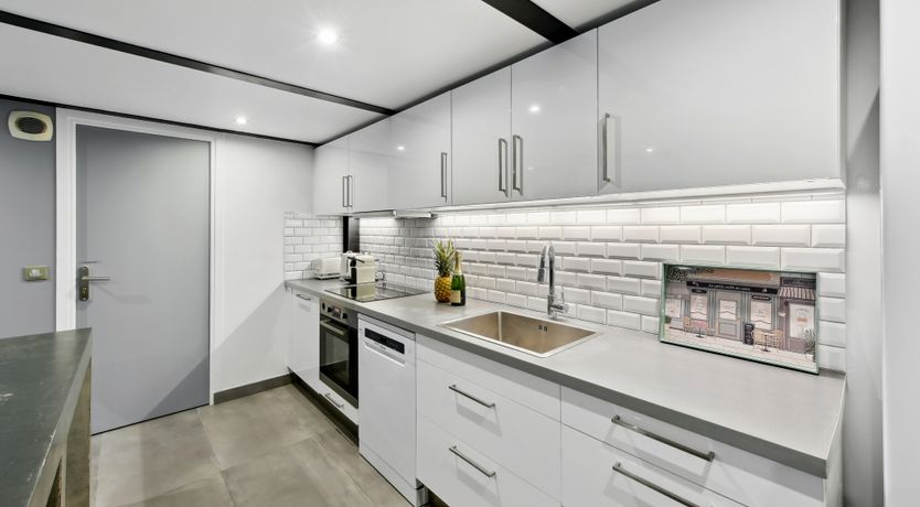 Photo of Little Paris, Big City